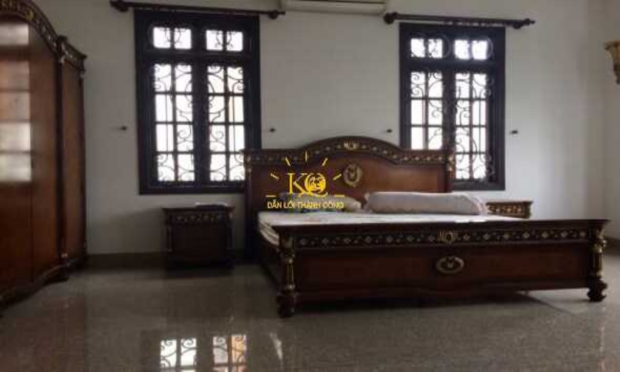 Phòng ngủ tầng 1, rộng thoáng mát. Phòng ngủ tầng 1, rộng thoáng mát.