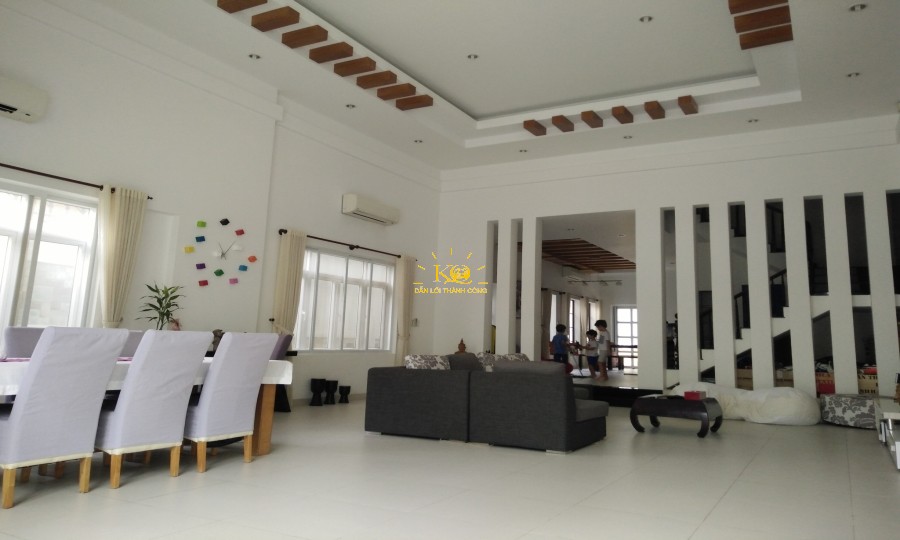 Không gian rộng rãi, thiết kế hiện đại. Không gian rộng rãi, thiết kế hiện đại.