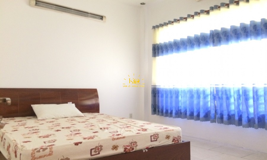 Không gian phòng ngủ rộng, cửa sổ nhận được nhiều ánh sáng . Không gian phòng ngủ rộng, cửa sổ nhận được nhiều ánh sáng .