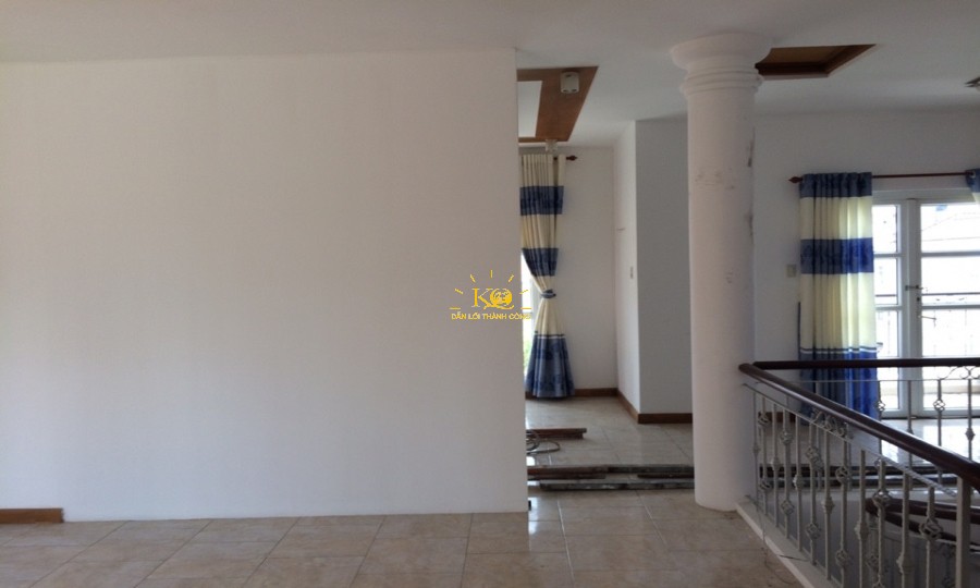 Sảnh của tầng lầu. Sảnh của tầng lầu.