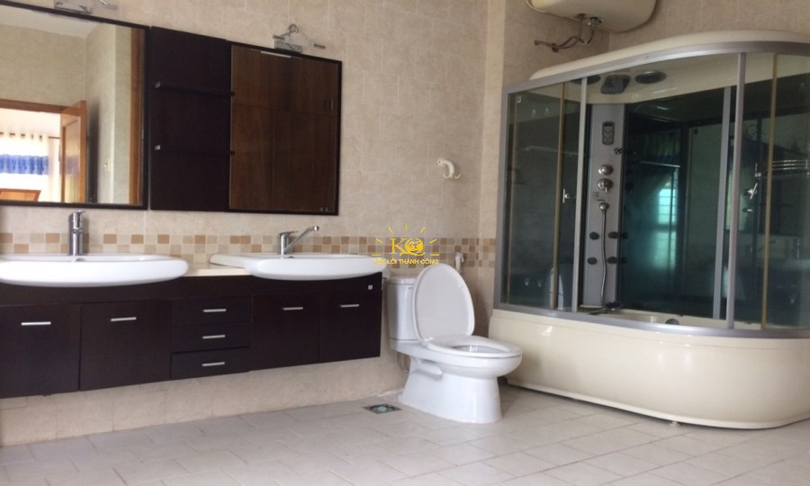 Các thiết kế trong nhà vệ sinh của nhà cho thuê. Các thiết kế trong nhà vệ sinh của nhà cho thuê.