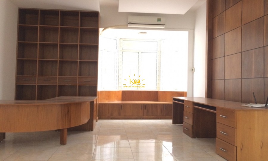 Diện tích các phòng rộng dễ thiết kế. Diện tích các phòng rộng dễ thiết kế.