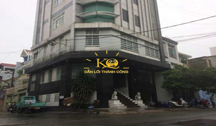 Phía trước nhà cho thuê rộng rãi, thoáng mát Phía trước nhà cho thuê rộng rãi, thoáng mát