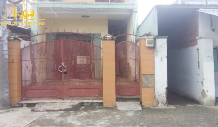 Khuôn viên trước nhà thông thoáng Khuôn viên trước nhà thông thoáng