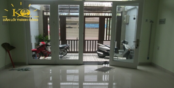 Không gian tầng trệt. Không gian tầng trệt.