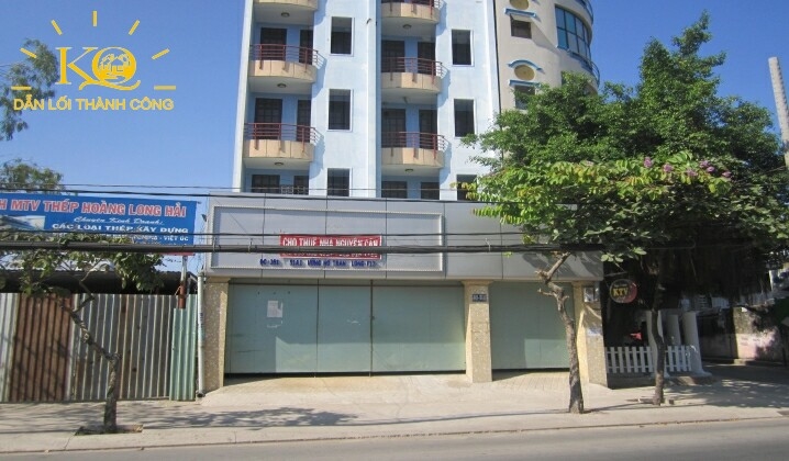 Nhìn từ bên ngoài, thiết kế đẹp, cổng tường an toàn Nhìn từ bên ngoài, thiết kế đẹp, cổng tường an toàn