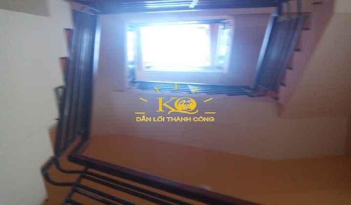 Lối cầu thang lên nhà Lối cầu thang lên nhà