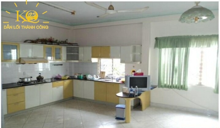 Căn nhà này có thiết kế đẹp, sang trọng, hợp phong thủy, mát mẻ. Căn nhà này có thiết kế đẹp, sang trọng, hợp phong thủy, mát mẻ.