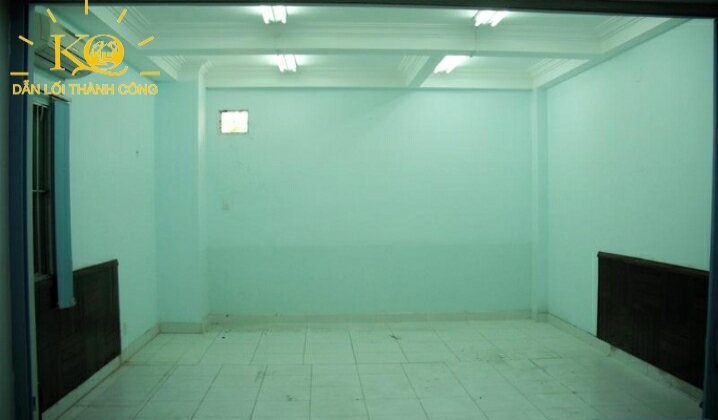 Bên trong nhà sạch sẽ Bên trong nhà sạch sẽ