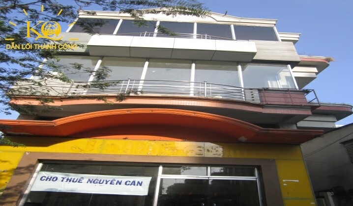 Nhìn từ bên ngoài thiết kế đơn giản Nhìn từ bên ngoài thiết kế đơn giản