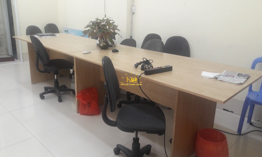 Phòng làm việc rộng rãi Phòng làm việc rộng rãi