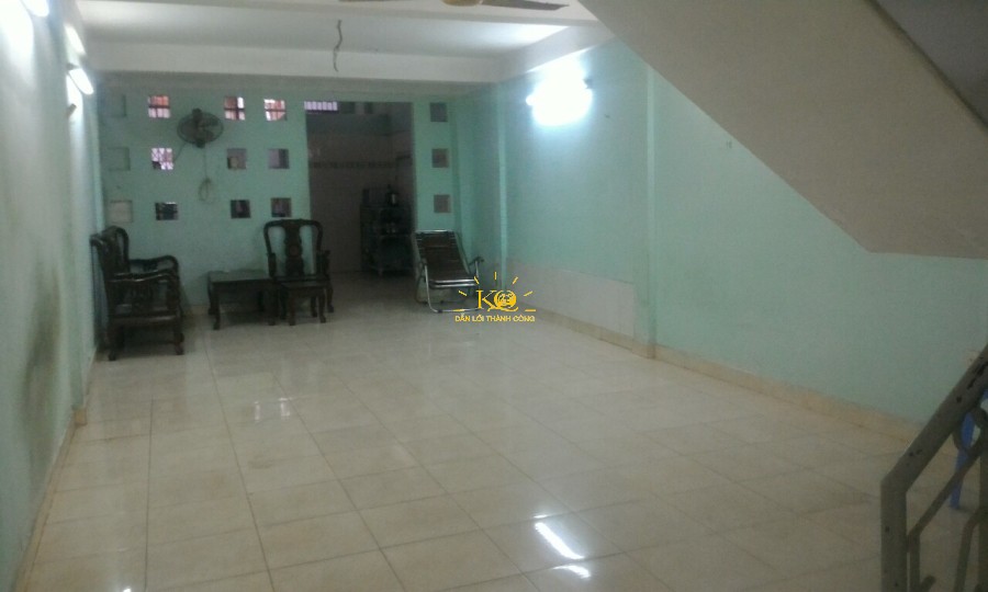 Diện tích trống tầng trệt Diện tích trống tầng trệt