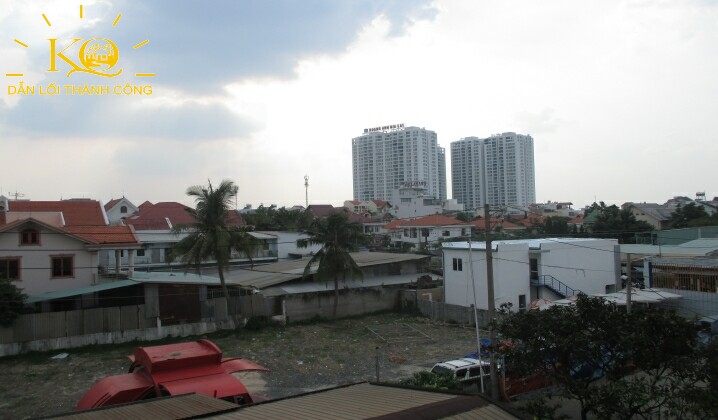 sau ban công sau ban công