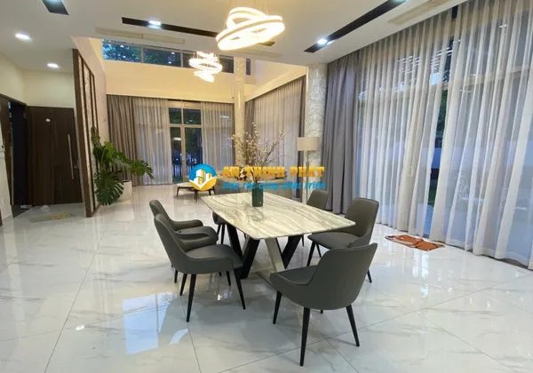 BIỆT THỰ RIVIERA COVE QUẬN 9 CHO THUÊ NỘI THẤT GIÁ RẺ