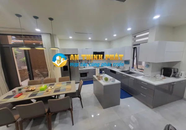 Cho Thuê Nhà Khu Compound Song Lập Lucasta Quận 9