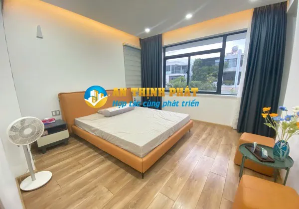 Cho Thuê Nhà Khu Compound Lucasta Quận 9 Có Thang Máy Riêng