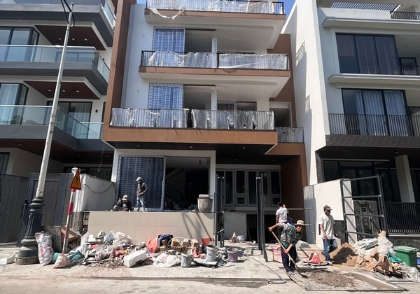 CHO THUÊ NHÀ LÀM VĂN PHÒNG SAIGON MYSTERY CẠNH ĐƯỜNG BÁT NÀN