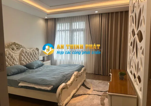 Cho Thuê Nhà Song Lập Verosa Park Nội Thất Cao Cấp 