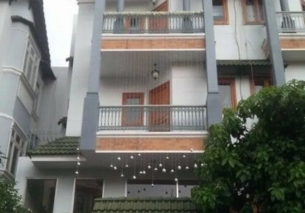 BIỆT THỰ CHO THUÊ QUẬN TÂN BÌNH ĐƯỜNG PHỔ QUANG, 8X18M