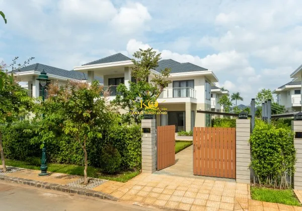 BIỆT THỰ CHO THUÊ SAIGON VILLAS HILL QUẬN 9 700M2 SÂN VƯỜN CHO THUÊ GIÁ RẺ