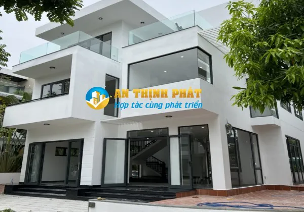 BIỆT THỰ KHU COMPOUND LUCASTA QUẬN 9 250M2 ĐẤT