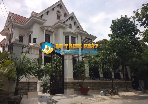 CHO THUÊ BIỆT THỰ KHU 204 NGUYỄN VĂN HƯỞNG PHƯỜNG THẢO ĐIỀN GẦN BIS