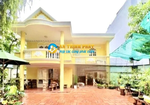 CHO THUÊ BIỆT THỰ SÂN VƯỜN PHƯỜNG THẢO ĐIỀN
