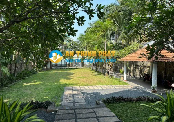 CHO THUÊ BIỆT THỰ SÔNG SÀI GÒN ĐƯỜNG NGUYỄN VĂN HƯỞNG  1200M2