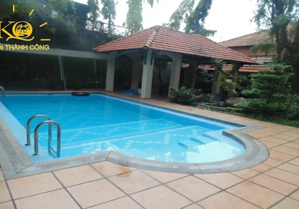 CHO THUÊ BIỆT THỰ THẢO ĐIỀN QUẬN 2, 750M2, SÂN VƯỜN RỘNG+HỒ BƠI