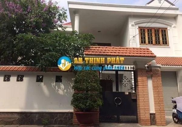 CHO THUÊ NHÀ BIỆT THỰ SÂN VƯỜN ĐƯỜNG TRẦN NÃO QUẬN 2
