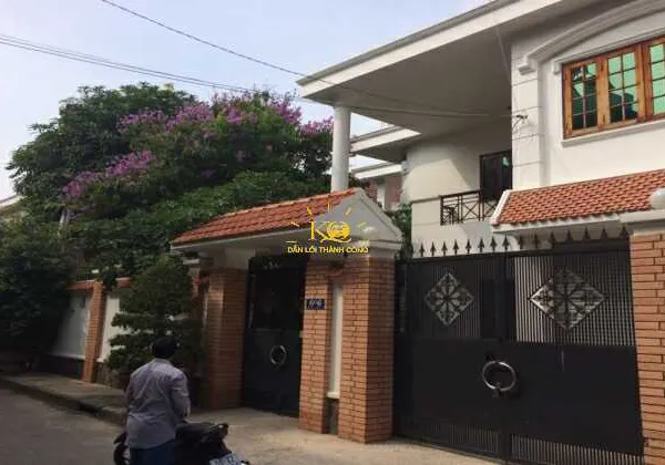 CHO THUÊ NHÀ ĐƯỜNG TRẦN NÃO DIỆN TÍCH 15X15M , NỘI THẤT ĐẦY ĐỦ