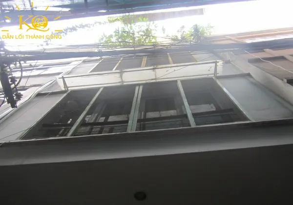 CHO THUÊ NHÀ QUẬN 1 ĐƯỜNG LÊ THÁNH TÔN 4,2*9M