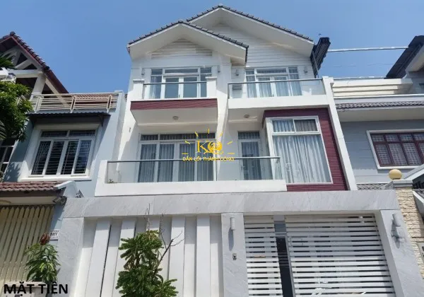 CHO THUÊ NHÀ QUẬN 2 BIỆT THỰ LIỀN KỀ NỘI THẤT ĐẦY ĐỦ DT 8X20M