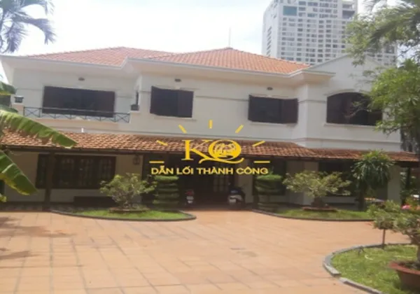 CHO THUÊ NHÀ QUẬN 2 ĐƯỜNG XUÂN THỦY, DT ĐẤT 1400M2, XÂY ĐỰNG TRỆT 1 LẦU HỒ BƠI SÂN VƯỜN GIÁ CHỈ 5000USD