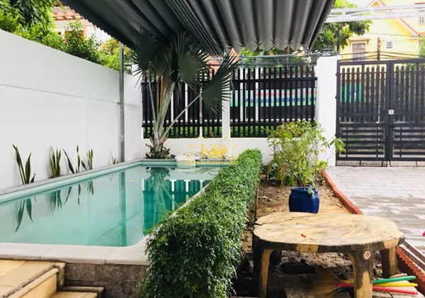 CHO THUÊ NHÀ QUẬN 2 HIỆN ĐẠI, DT 480M2, SÂN VƯỜN, HỒ BƠI