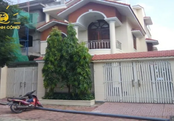 CHO THUÊ NHÀ QUẬN 2 KHU APAK, DT 10X20M