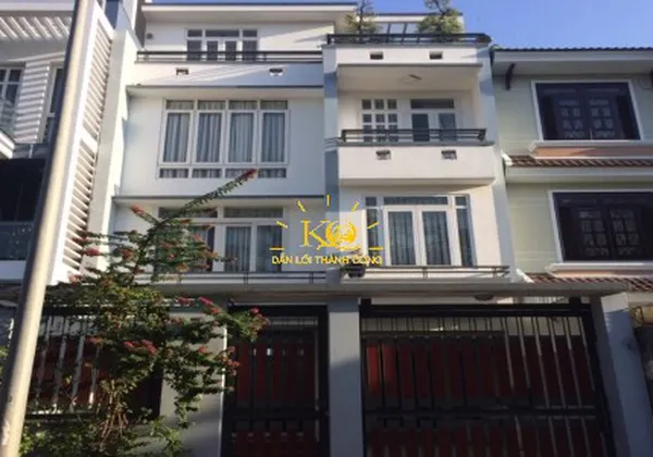 CHO THUÊ NHÀ QUẬN 2 MỚI XÂY KHU COMPOUND DT 560M2, 6 PHÒNG RỘNG