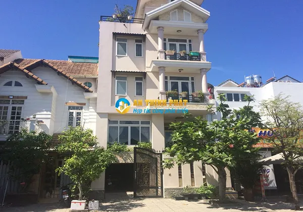 CHO THUÊ NHÀ QUẬN 2 NỘI THẤT ĐẦY ĐỦ THIẾT KẾ HIỆN ĐẠI
