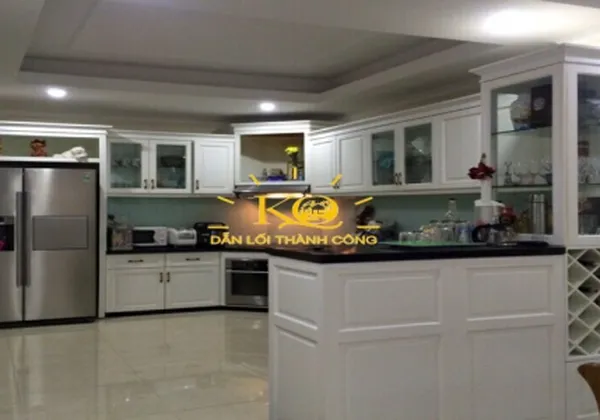 CHO THUÊ NHÀ QUẬN 2, PHƯỜNG THẢO ĐIỀN, 1 TRỆT 2 LẦU, NỘI THẤT CAO CẤP, 10MX11M, SÂN VƯỜN