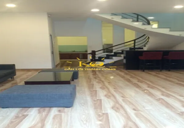 CHO THUÊ NHÀ QUẬN 2 PHƯỜNG THẢO ĐIỀN, DIỆN TÍCH 5X17M, TRỆT VÀ 1 LẦU, THIẾT KẾ ĐẸP VÀ NỘI THẤT ĐẦY ĐỦ