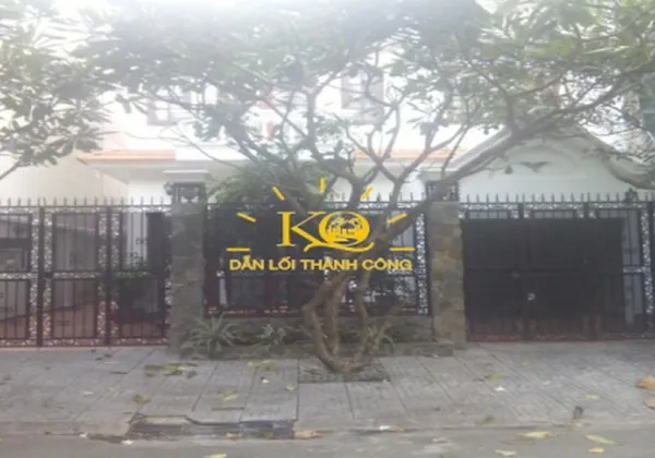 CHO THUÊ NHÀ QUẬN 2 PHƯỜNG THẢO ĐIỀN, DT 10X20M, CÓ SÂN VƯỜN, 1 TRỆT VÀ LẤU, ÁP MÁI, CÓ GARA