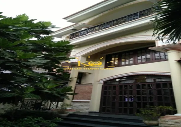 CHO THUÊ NHÀ QUẬN 2, PHƯỜNG THẢO ĐIỀN, DT 8X20, 5 PHÒNG NGỦ + 4WC