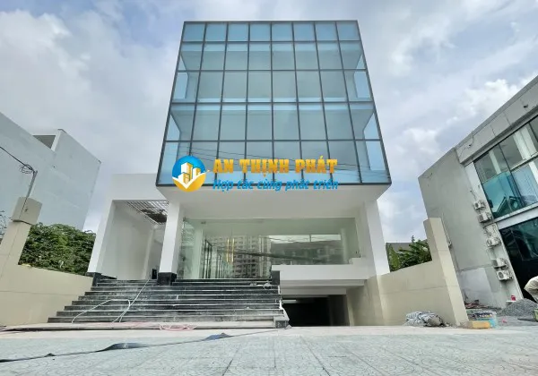 CHO THUÊ NHÀ QUẬN  2 TÒA NHÀ MẶT TIỀN LƯƠNG ĐỊNH CỦA