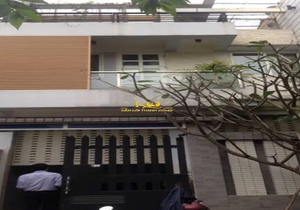 CHO THUÊ NHÀ QUẬN 2 VILLA NỘI THẤT ĐẦY ĐỦ ĐỂ Ở, DT 8X20M, HẦM TRỆT 2 LẦU