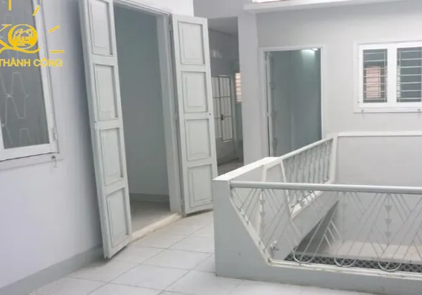 CHO THUÊ NHÀ QUẬN 3 ĐƯỜNG CÁCH MẠNG THÁNG 8 DT 7.2MX19M