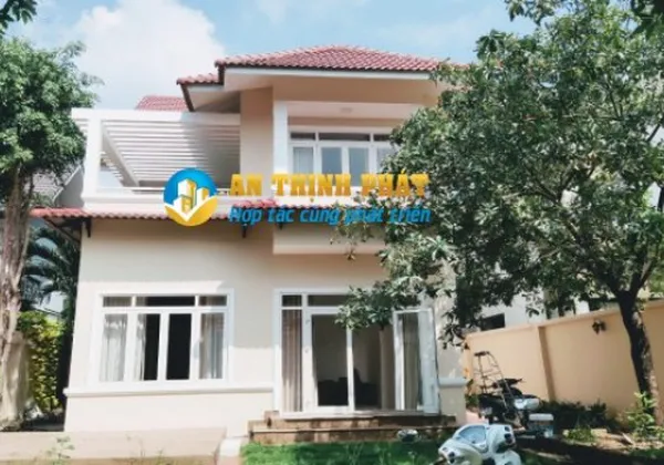 CHO THUÊ NHÀ QUẬN 9 THIẾT KẾ ĐẸP DIỆN TÍCH LỚN 500M2