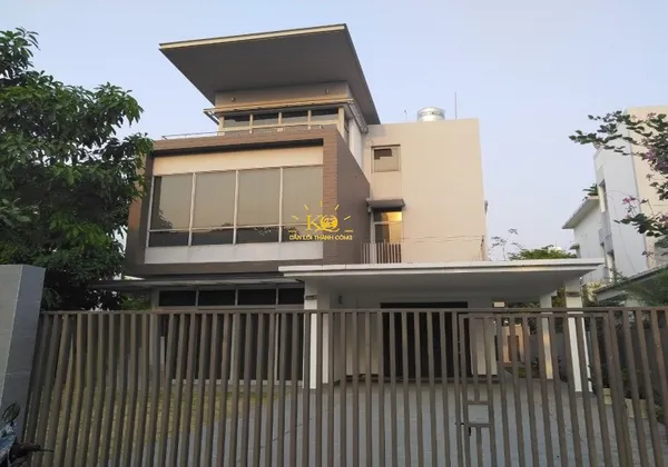 CHO THUÊ NHÀ QUẬN 9 VILLA RIVIERA COVE SÂN VƯỜN 531M2