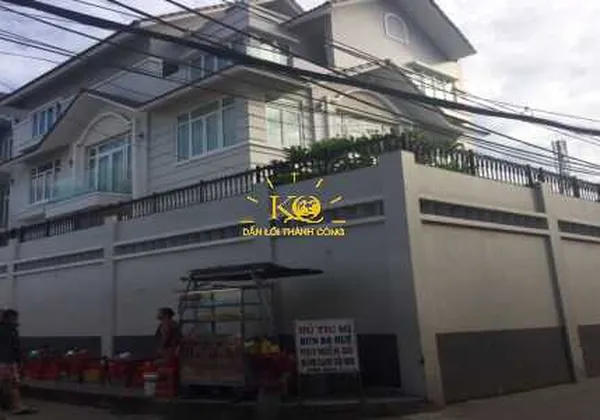 CHO THUÊ NHÀ QUẬN BÌNH THẠNH BIỆT THỰ 2 MẶT TIỀN DT 12x22M, SÂN RỘNG GARA XE HƠI RỘNG