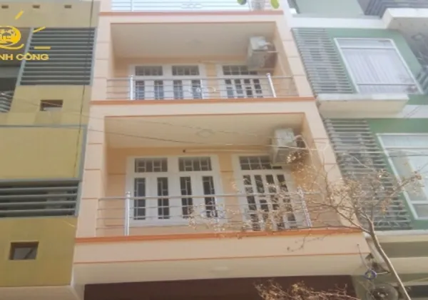 CHO THUÊ NHÀ QUẬN BÌNH THẠNH ĐƯỜNG NGUYỄN HỮU CẢNH TRỆT - 2.5 LẦU