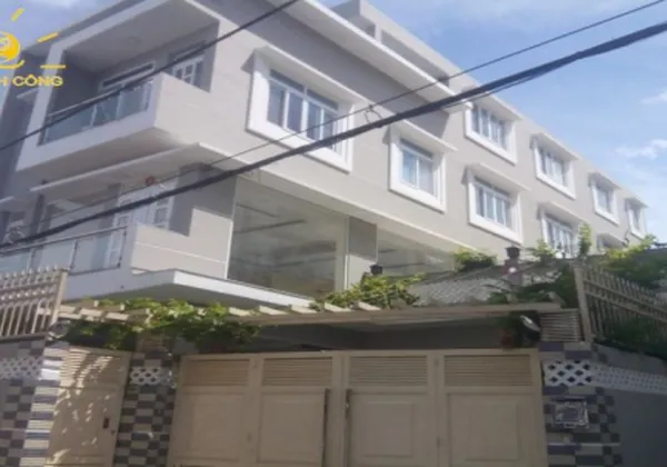 CHO THUÊ NHÀ QUẬN BÌNH THẠNH ĐƯỜNG QUỐC LỘ 13 DT 783 M2, SẢN TRỐNG